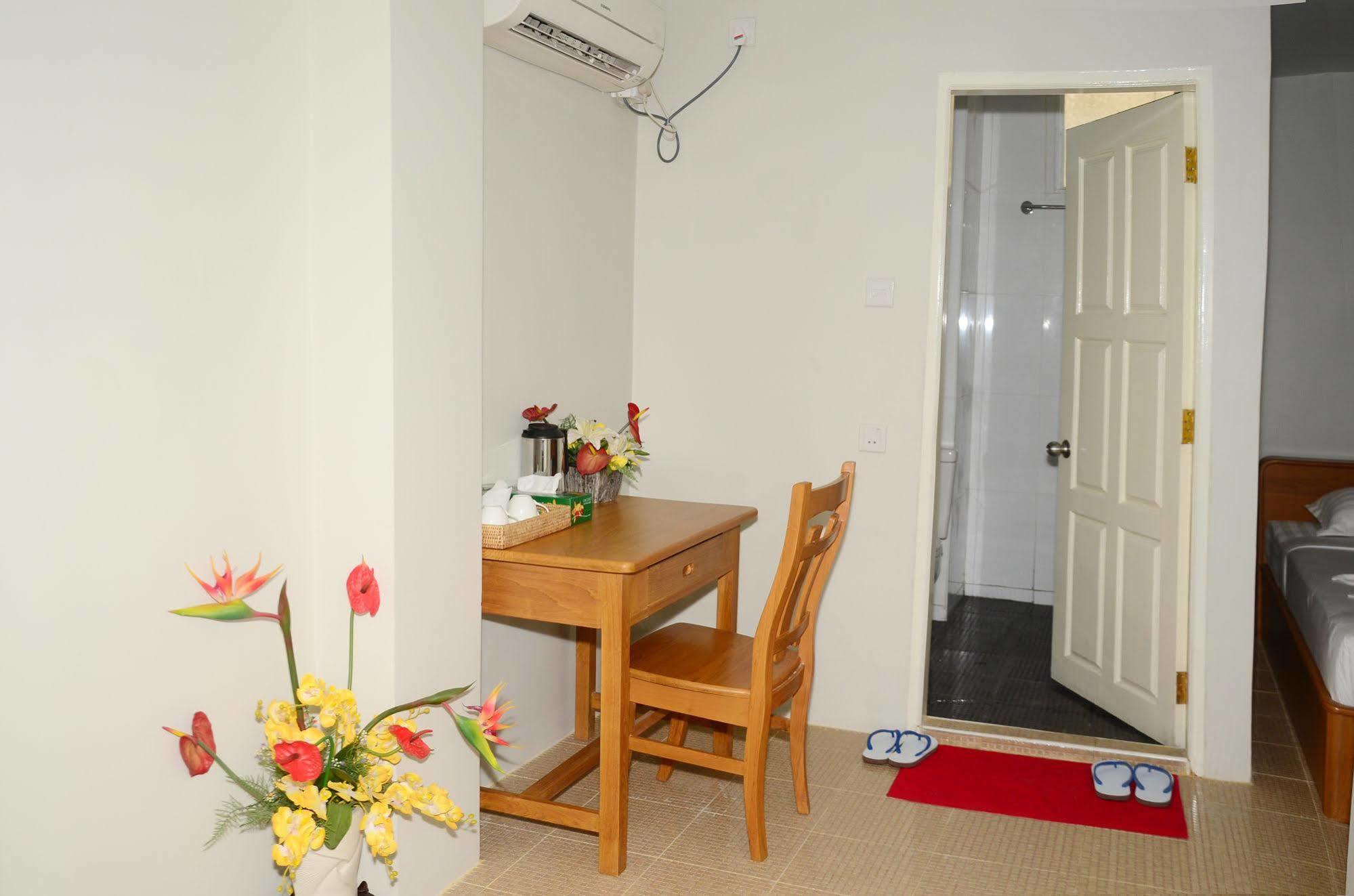 Hotel Yno Rangoon Eksteriør billede